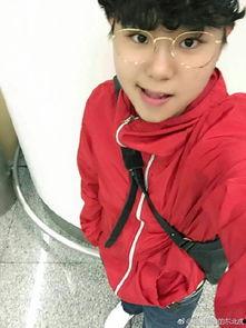 刘珈辰家庭背景,出身名门，传承家族荣耀的杰出青年